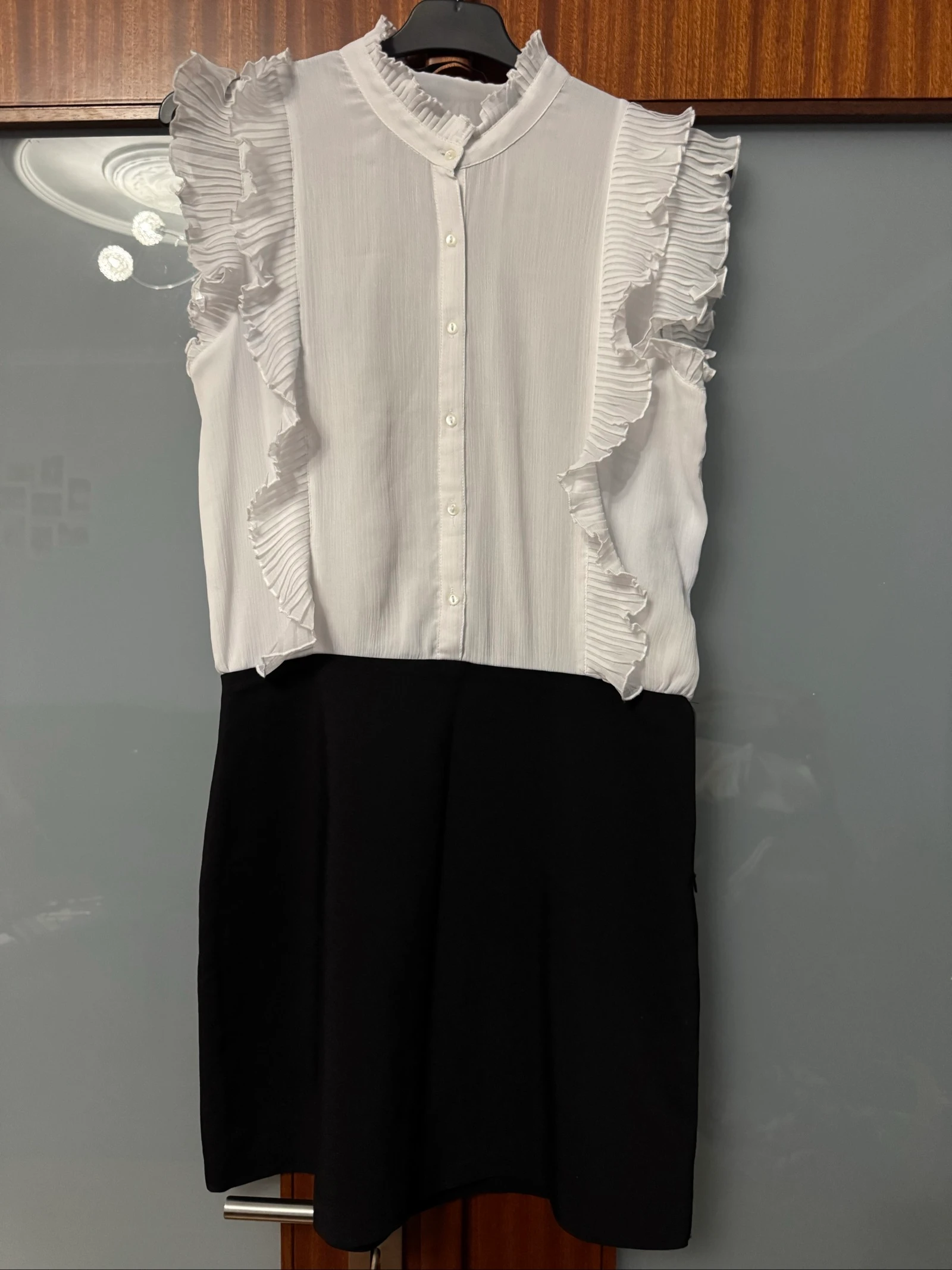 Vestido Formal Zara Trafaluc M | Negro y Blanco | Elegante | Volantes | Oficina & Eventos – photo 7